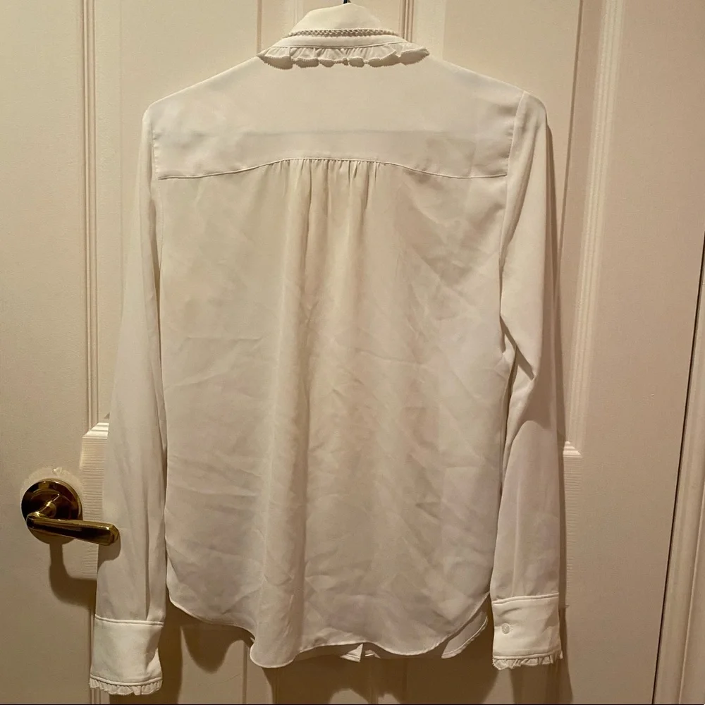 Sunday Best Ruffle blouse - Picture 4 of 4